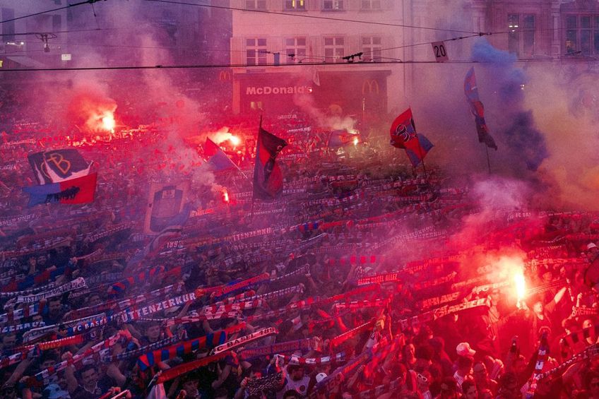 FOTO Imagini tari! Au sărbătorit primul titlu după 8 ani, cu fostul golgheter din Superliga printre staruri