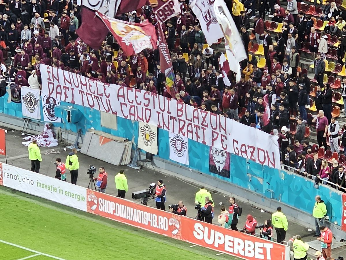 Toate mesajele galeriilor de la Dinamo - Rapid! Peluza Sud, în război cu șefii, ironia rapidiștilor