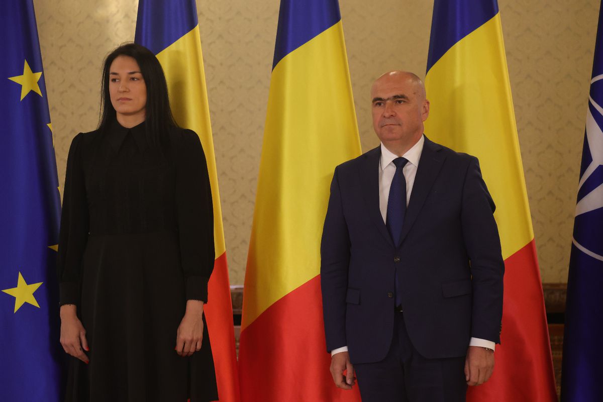 Cristina Neagu, decorată de Ilie Bolojan la Palatul Cotroceni