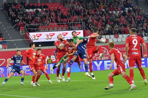 CALCULE Cinci echipe implicate la retrogradare în Superliga. Calcule complete înaintea finalului incendiar: Sepsi are șanse mari să scape