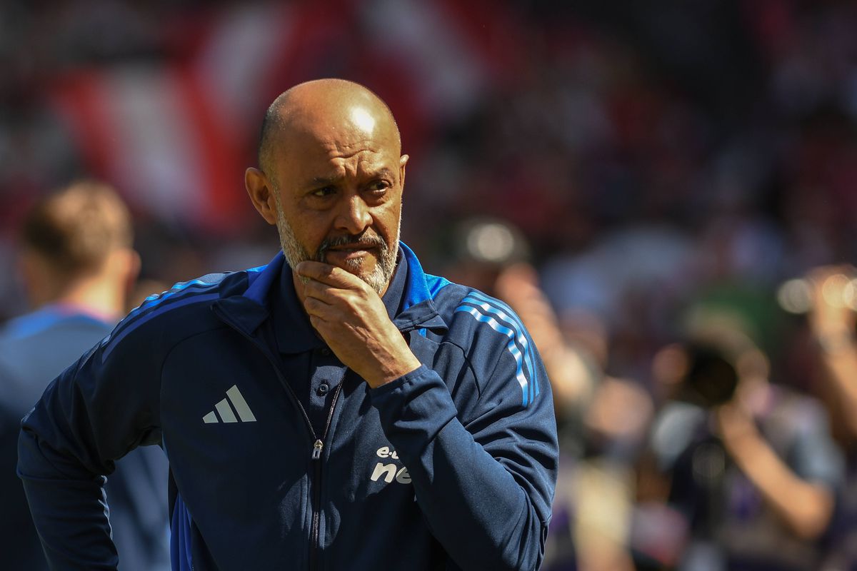 Incalificabil! Patronul Evangelos Marinakis a dat buzna pe teren și a înfruntat antrenorul revelației din Premier League