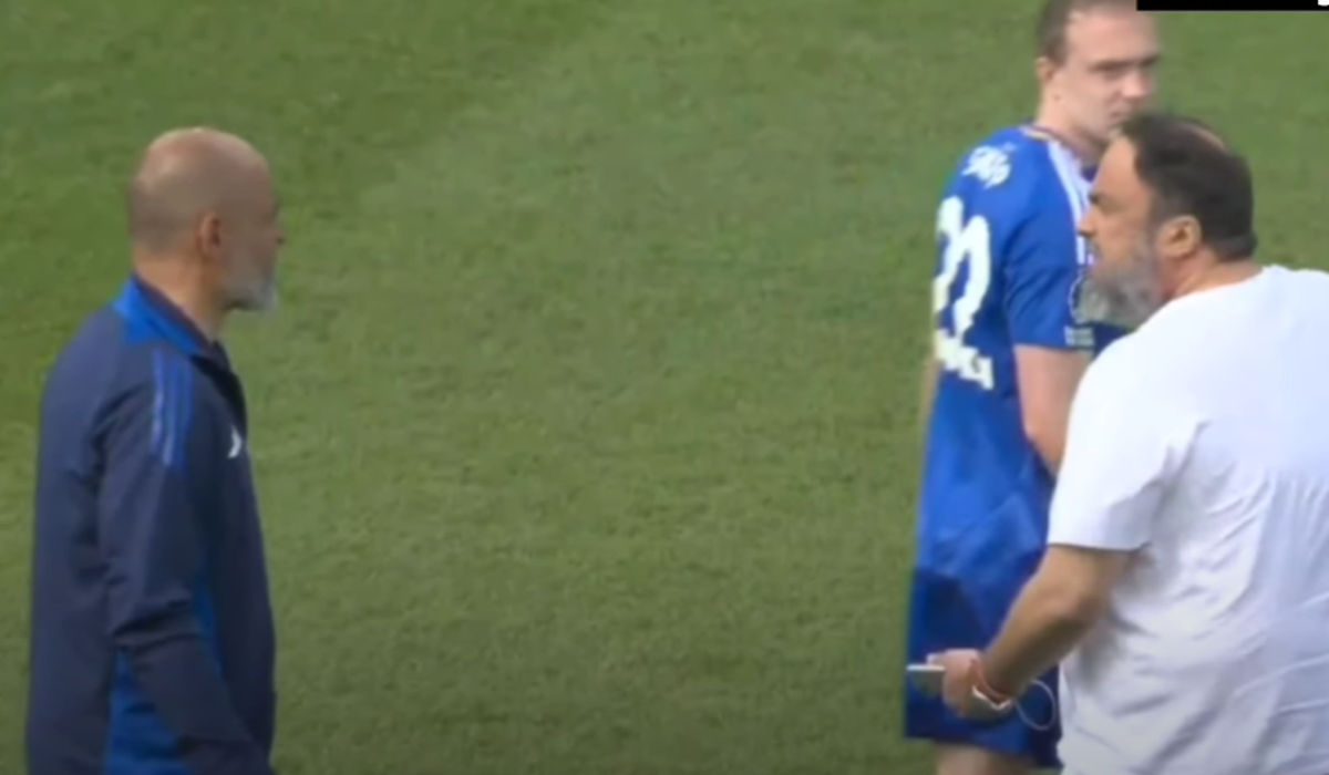 Nottingham Forest - Leicester // Evangelis Marinakis a coborât pe teren să îl mustreze pe Nuno Espirito Santo