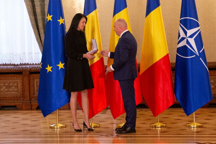 Cristina Neagu, decorată de președintele interimar Ilie Bolojan la Palatul  Cotroceni: „O zi memorabilă, o recunoaștere a muncii mele și a valorilor în  care cred”