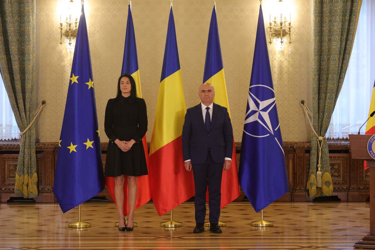 Cristina Neagu, decorată de Ilie Bolojan la Palatul Cotroceni
