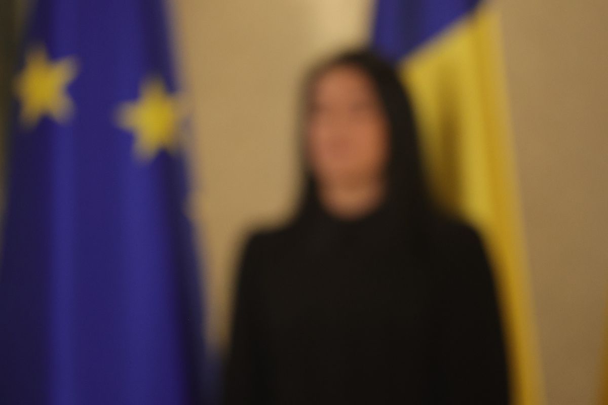 Cristina Neagu, decorată de Ilie Bolojan la Palatul Cotroceni