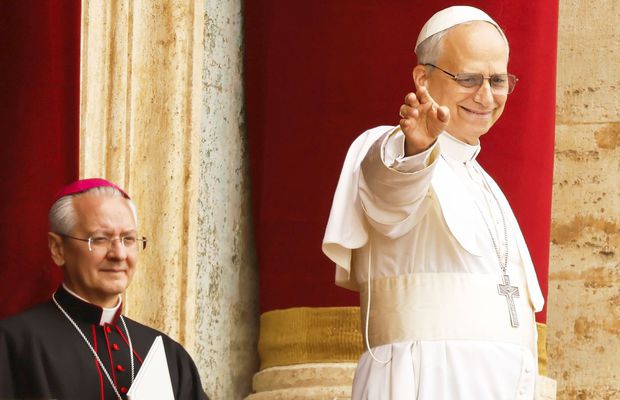 Suma fabuloasă câștigată de un parior care a mizat pe alegerea noului Papă, americanul Robert Prevost