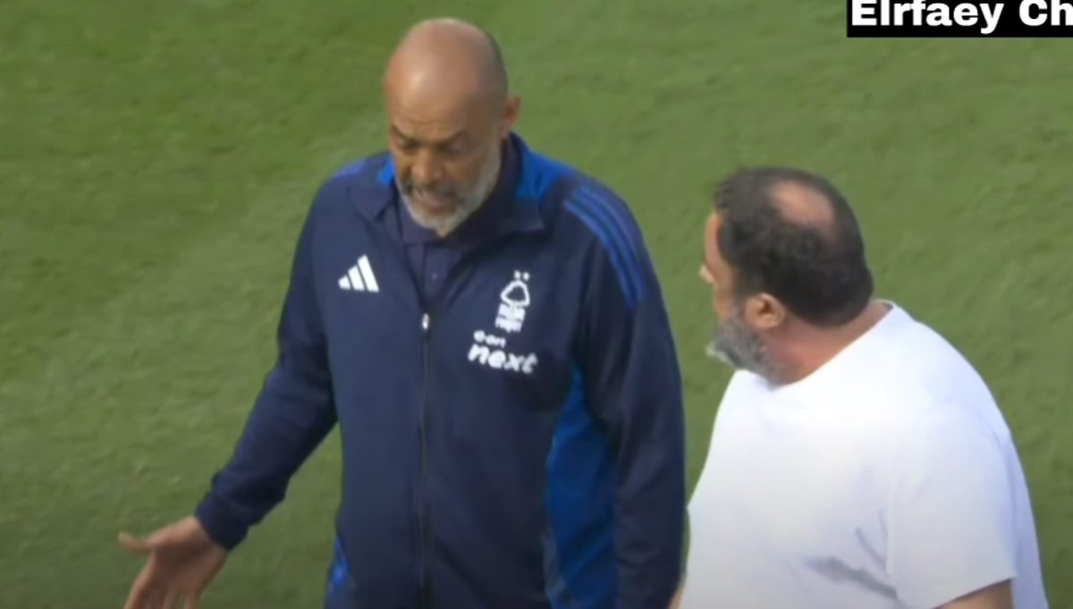 Incalificabil! Patronul Evangelos Marinakis a dat buzna pe teren și a înfruntat antrenorul revelației din Premier League