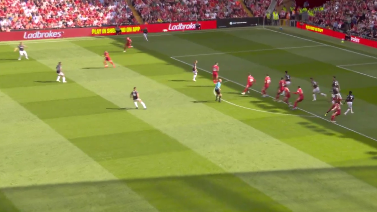 Fază genială în cel mai tare meci al weekend-ului din Premier League! Ce a mai inventat Nicolas Jover, „creierul” de la Arsenal