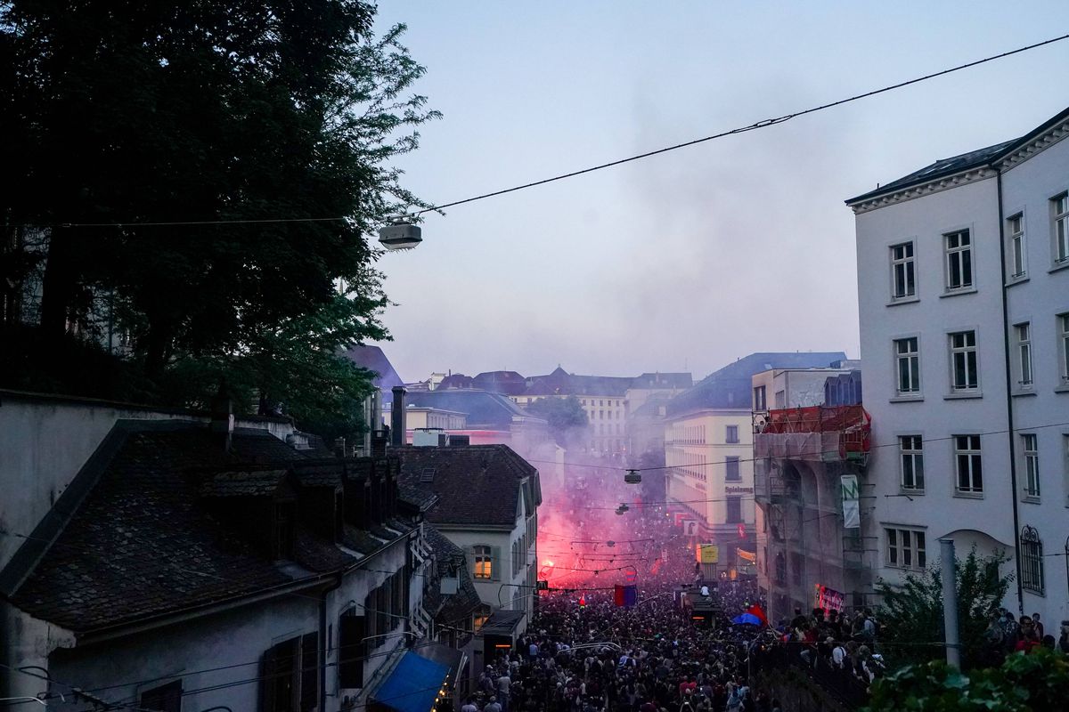 Imagini tari! Au sărbătorit primul titlu după 8 ani, cu fostul golgheter din Superliga printre staruri
