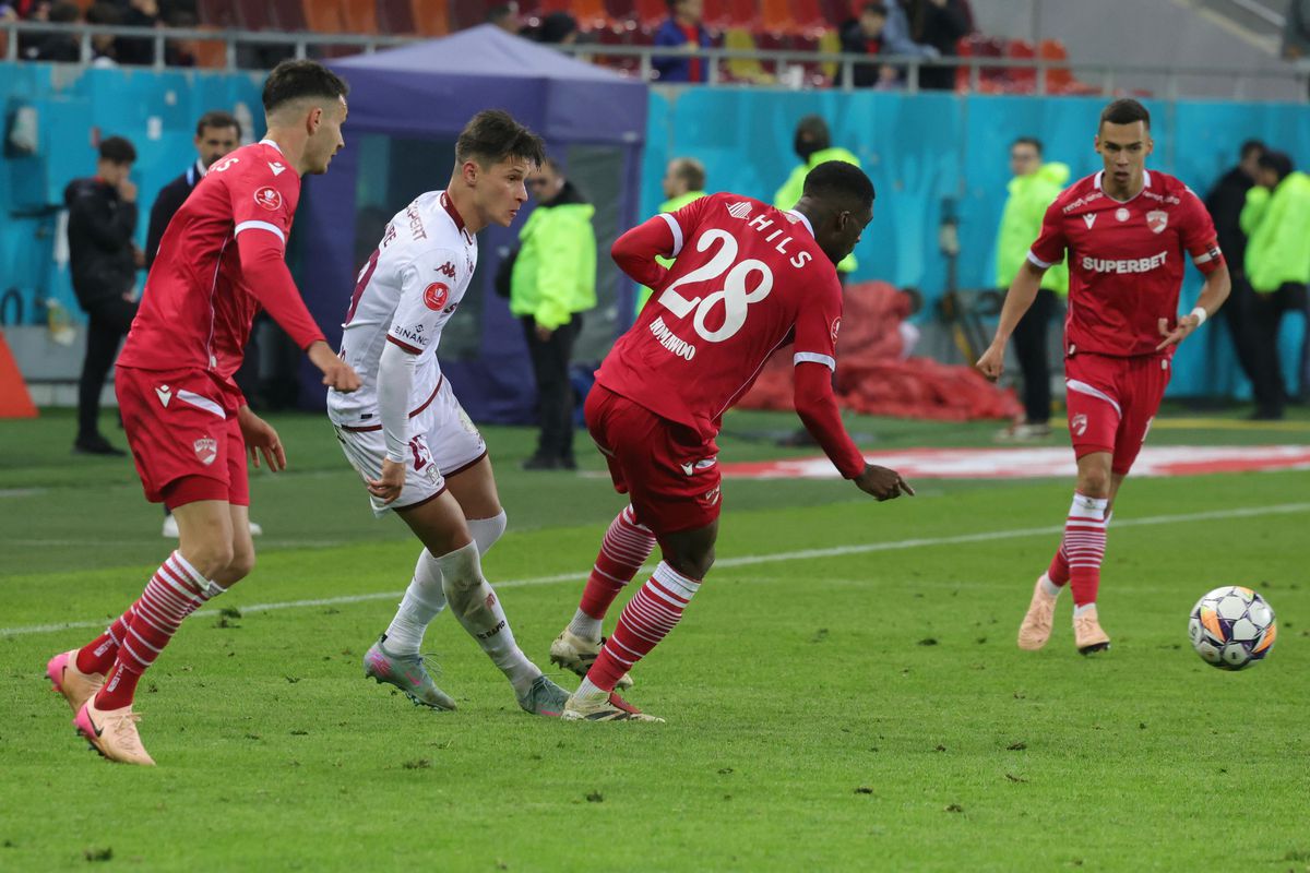 Dinamo - Rapid, derby nedecis în play-off-ul Superligii » „Câinii” au dominat, iar giuleștenii se depărtează de Europa