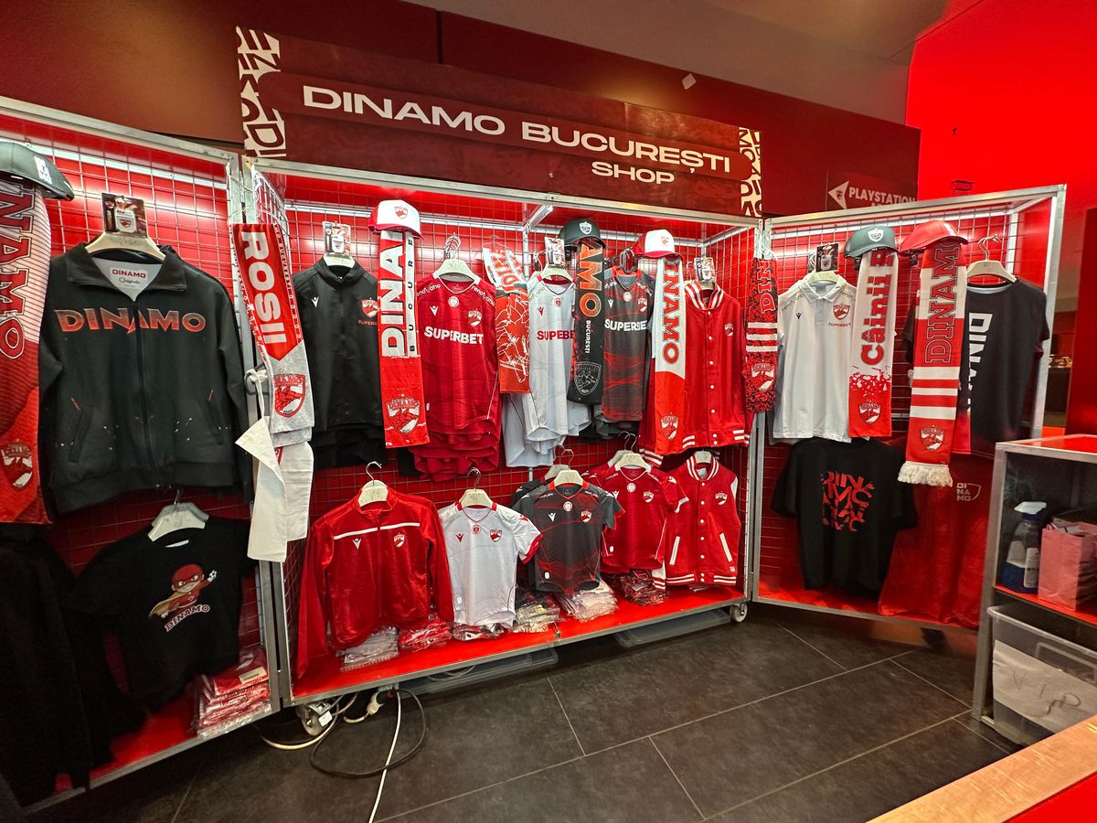 Meniul primit la VIP înainte de Dinamo - Rapid // foto: Ionuț Iordache (GSP)