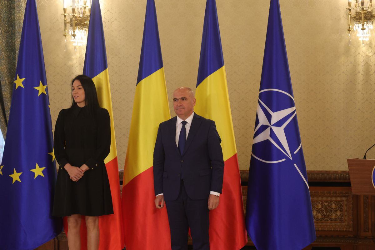 Cristina Neagu, decorată de Ilie Bolojan la Palatul Cotroceni