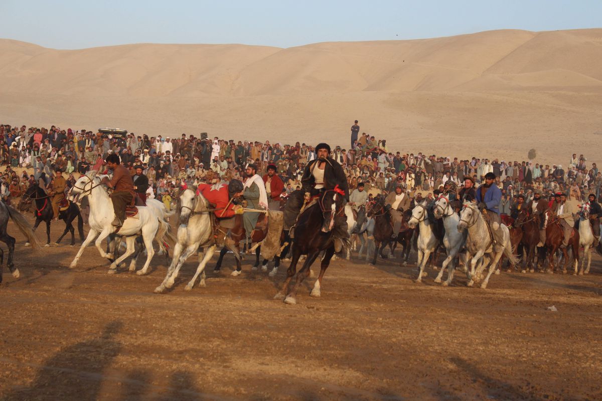 Aruncat cu leșul de capră, da! Șah, nu! Motivul incredibil pentru care talibanii au interzis „sportul minții”