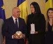 Cristina Neagu a fost decorată de Ilie Bolojan, la Palatul Cotroceni. Foto: Ionuț Iordache (GSP.RO)