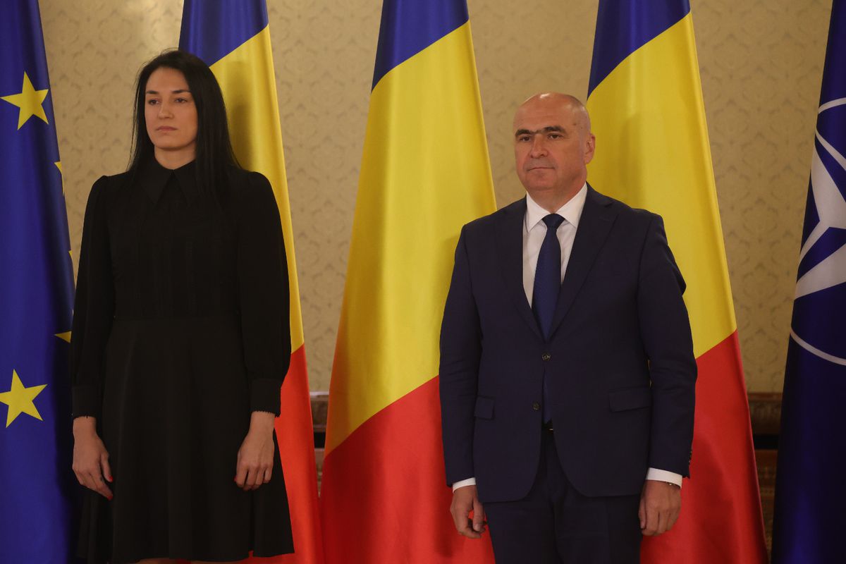 Cristina Neagu, decorată de Ilie Bolojan la Palatul Cotroceni
