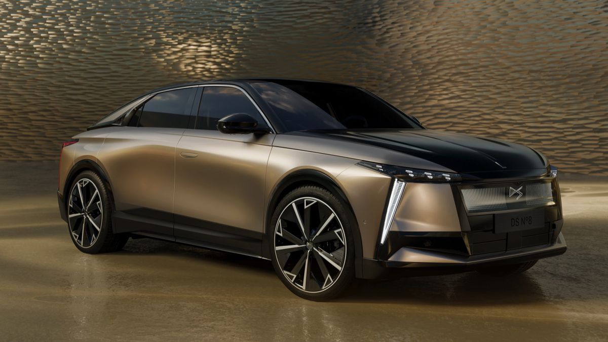 Președintele Franței va avea o mașină unică în lume! Imagini senzaționale cu SUV-ul electric