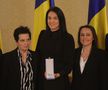 Cristina Neagu a fost decorată de Ilie Bolojan, la Palatul Cotroceni. Foto: Ionuț Iordache (GSP.RO)