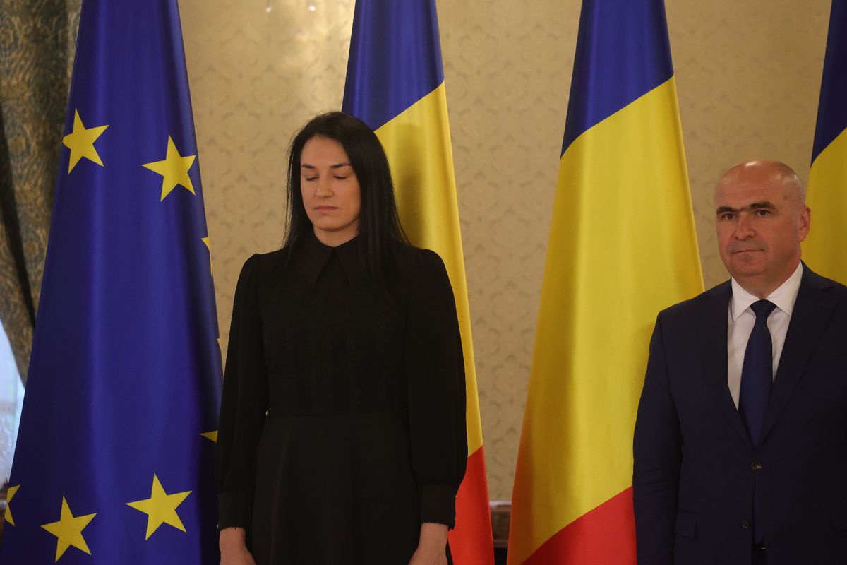 Cristina Neagu, decorată de Ilie Bolojan la Palatul Cotroceni