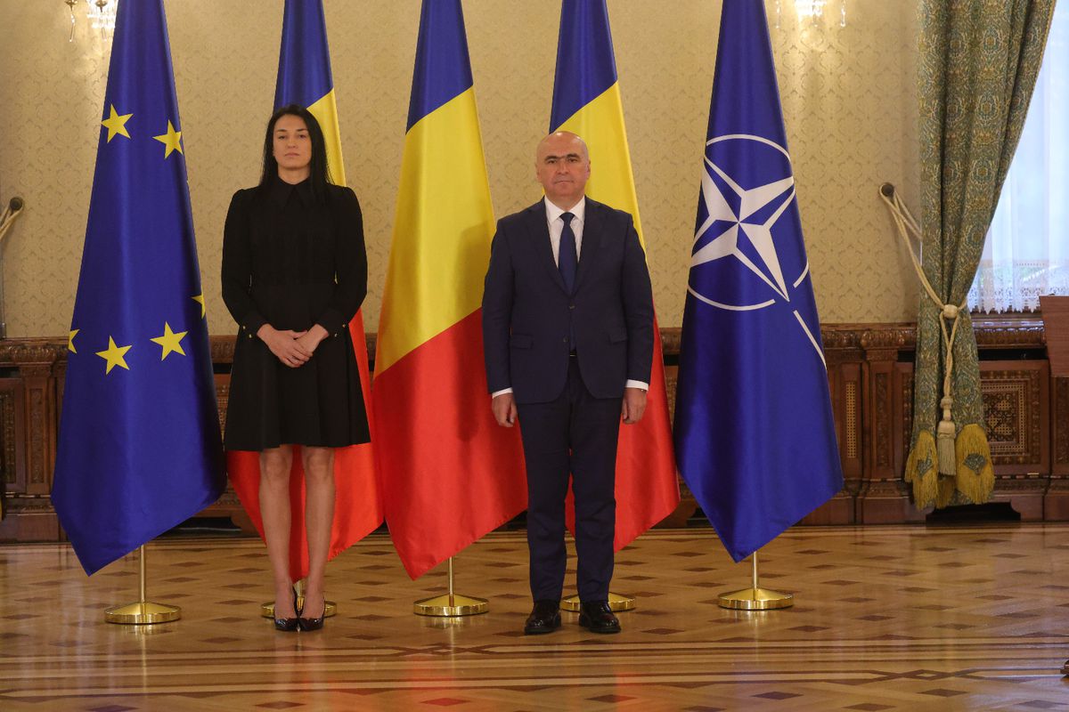 Cristina Neagu, decorată de Ilie Bolojan la Palatul Cotroceni