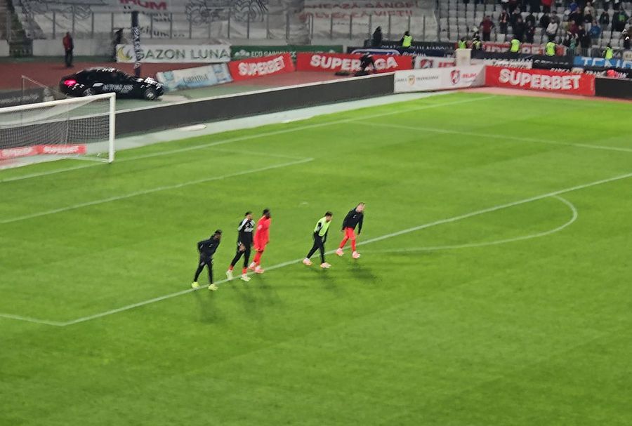 5 detalii de la U Cluj - FCSB » Au sfidat legea în văzul tuturor + revanșa lui Ștefănescu și campionii trimiși la „munca de jos”