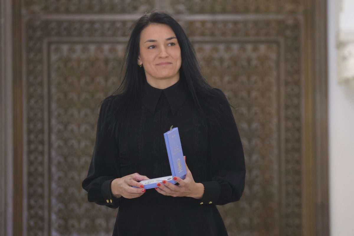 „Cum ar trebui să fie președintele României?” » Cristina Neagu a făcut anunțul înainte de turul 2 al alegerilor prezidențiale