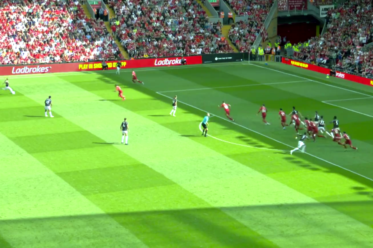 Fază genială în cel mai tare meci al weekend-ului din Premier League! Ce a mai inventat Nicolas Jover, „creierul” de la Arsenal