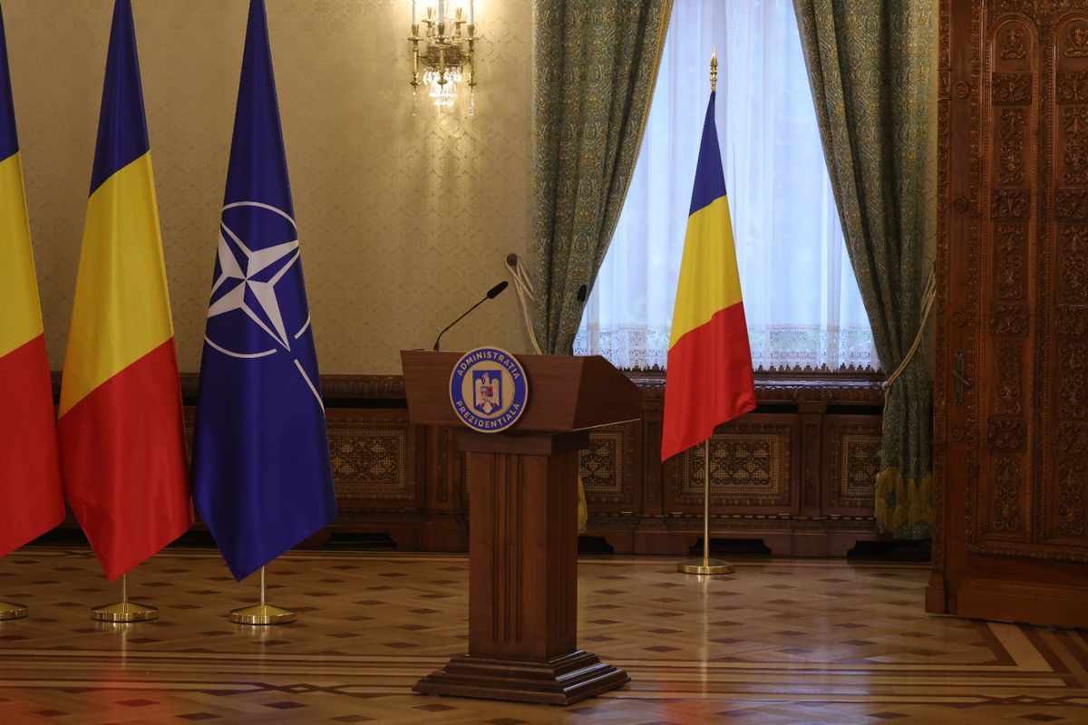 Cristina Neagu, decorată de Ilie Bolojan la Palatul Cotroceni