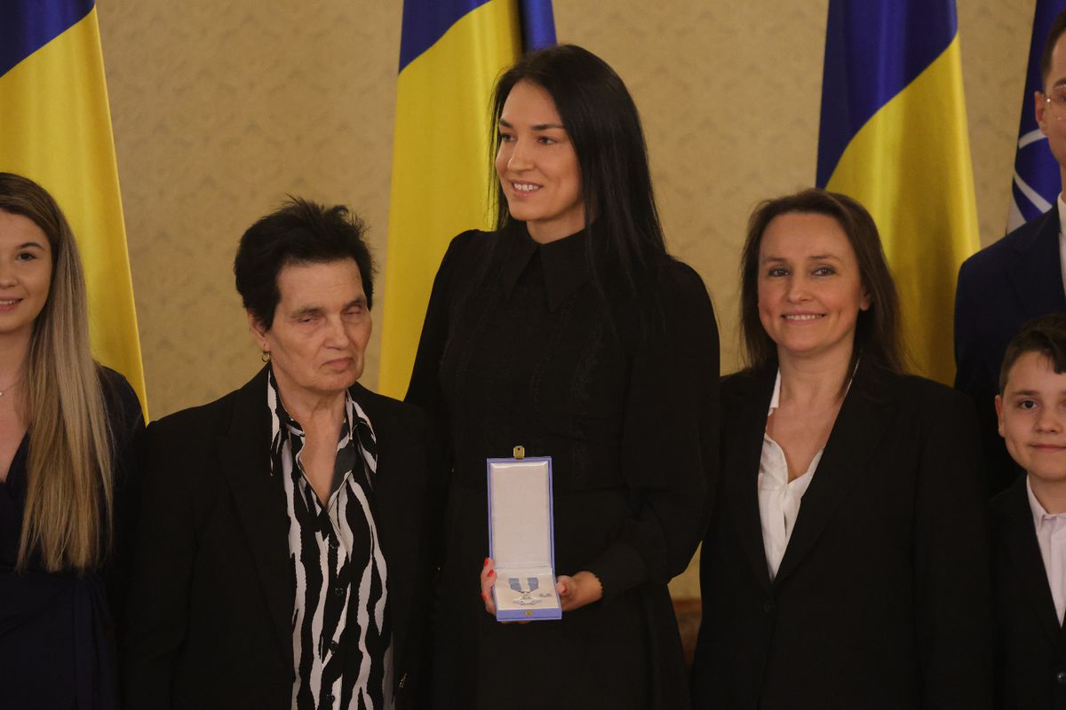 „Cum ar trebui să fie președintele României?” » Cristina Neagu a făcut anunțul înainte de turul 2 al alegerilor prezidențiale