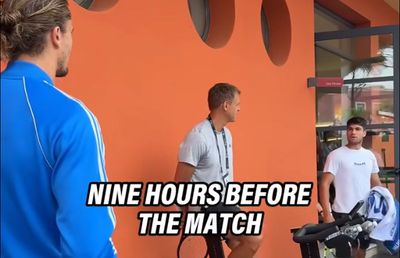 Carlos Alcaraz a venit la teren cu 9 ore înaintea meciului de la ATP Roma: „Avem Real Madrid - Barcelona azi!”