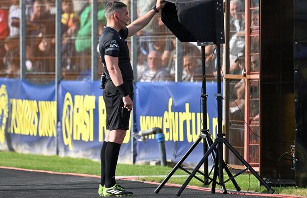 Porumboiu propune o regulă nouă din sezonul viitor de Superliga