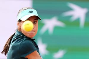 Cine transmite la TV Sorana Cîrstea - Jelena Ostapenko, în „sferturile” WTA Roma