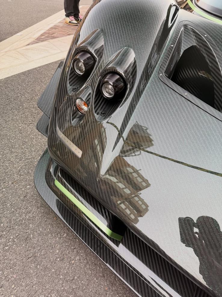 Bolidul cumpărat de Fernando Alonso, Pagani Zonda 760 Roadster Diamante Verde // sursă foto: Instagram @ ge_supercars
