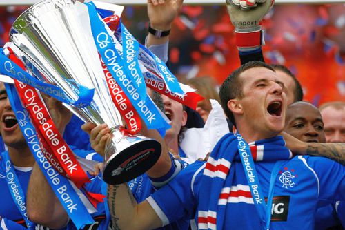 Barry Ferguson celebrează titlul câștigat de Rangers în 2009. foto: Getty Images