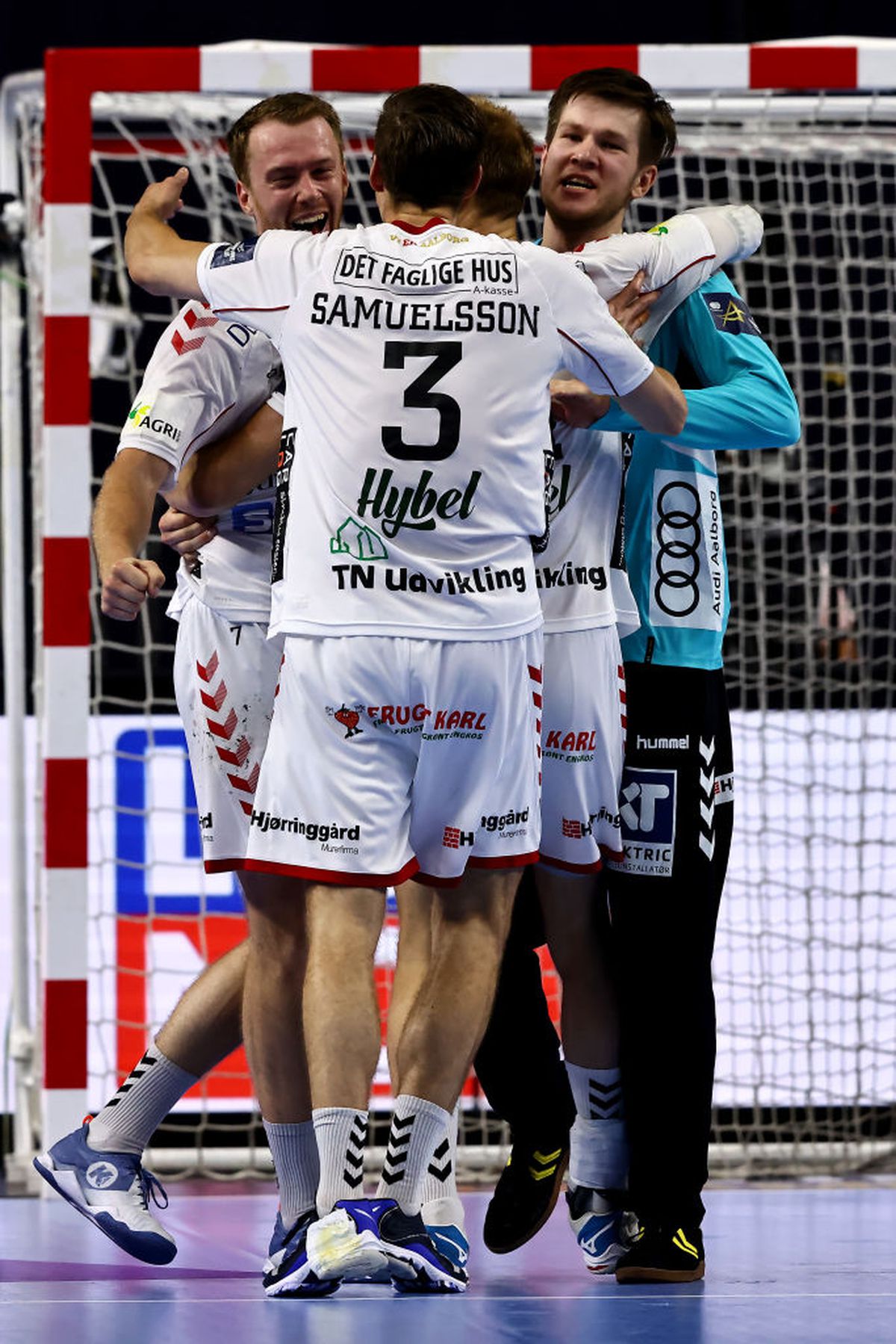 Surpriză colosală în semifinala Ligii Campionilor la handbal masculin » Cine i-a eliminat pe milionarii de la PSG