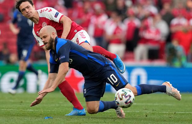 Danemarca - Finlanda 0-1 » Victorie istorică la Euro 2020, într-un meci marcat de prăbușirea lui Eriksen