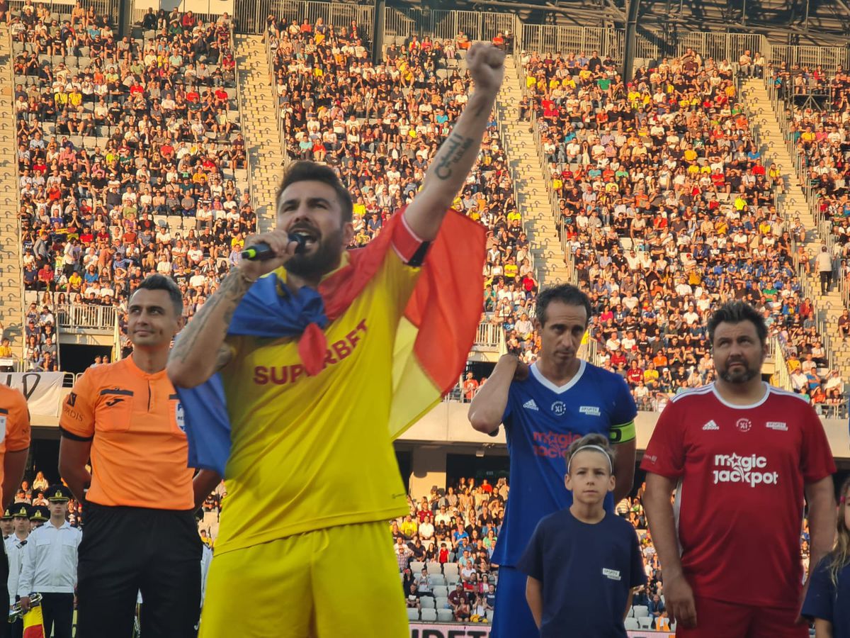 3-3 la meciul de retragere al lui Mutu » „Briliantul” a marcat din pasa lui Hagi, apoi a schimbat echipa. Imagini tari de pe Cluj Arena