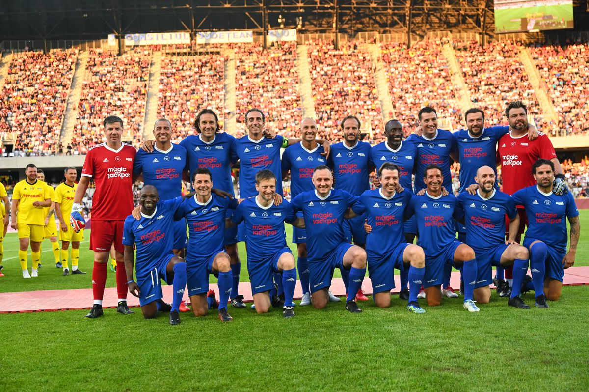 Mutu: „A fost o seară minunată! Eram puțin panicat când am văzut că lumea a intrat pe teren și fiul meu era pe bancă”