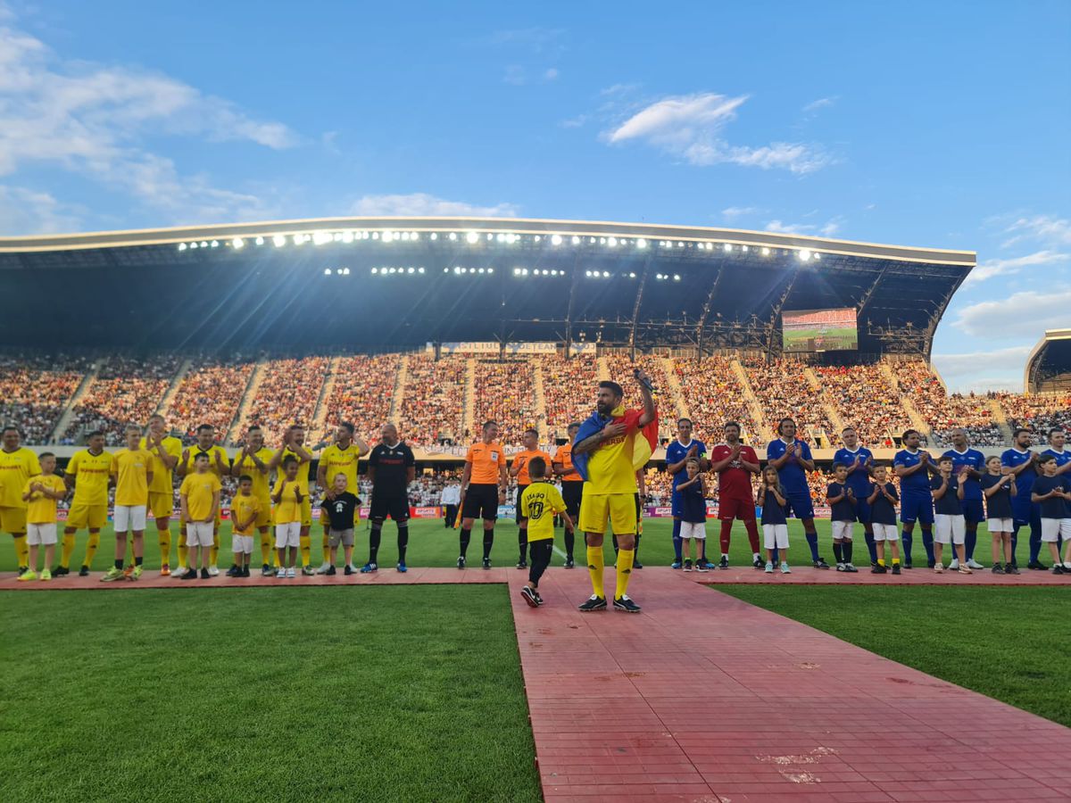 Meciul de retragere al lui Adrian Mutu: România – World Stars