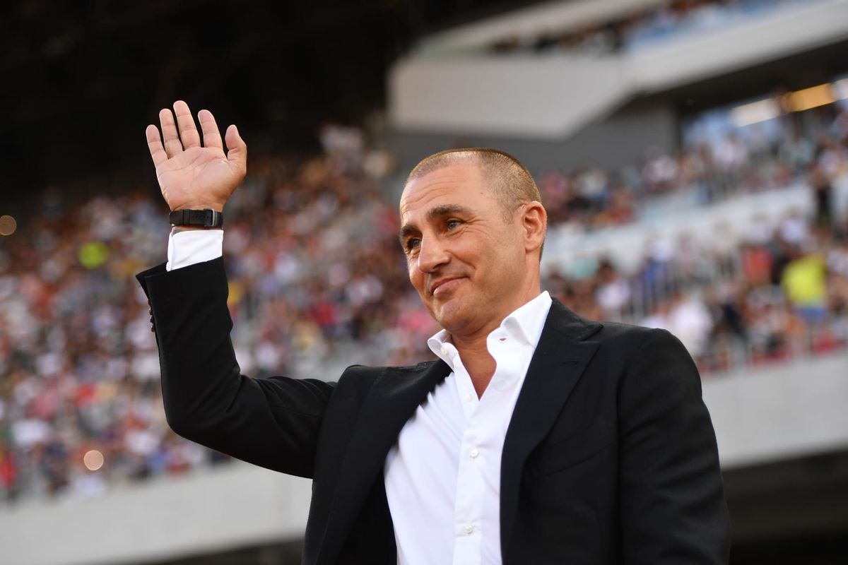 3-3 la meciul de retragere al lui Mutu » „Briliantul” a marcat din pasa lui Hagi, apoi a schimbat echipa. Imagini tari de pe Cluj Arena