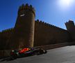 Verstappen câștigă în Baku, într-o zi de COȘMAR pentru Ferrari! Titlul piloților devine o „afacere” Red Bull