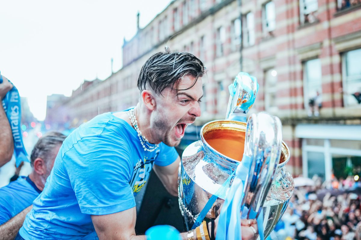 I-a antrenat pe Man și Mihăilă, acum a preluat o fostă campioană a Angliei