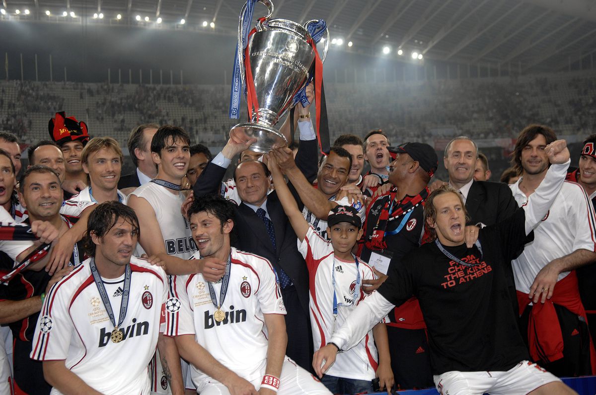 Adio, „Il Cavaliere”! Cele mai tari momente ale lui rossonerrilor în epoca Silvio Berlusconi: „Eu am învățat Milanul cum să joace fotbal”