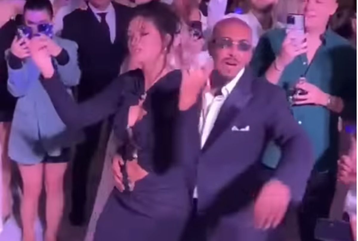 Antonia, în ipostaze spectaculoase la nunta lui Cristi Manea » Artista a făcut show pe manele și a fost taxată pentru ce a spus