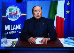 A murit Silvio Berlusconi, fostul patron de la AC Milan