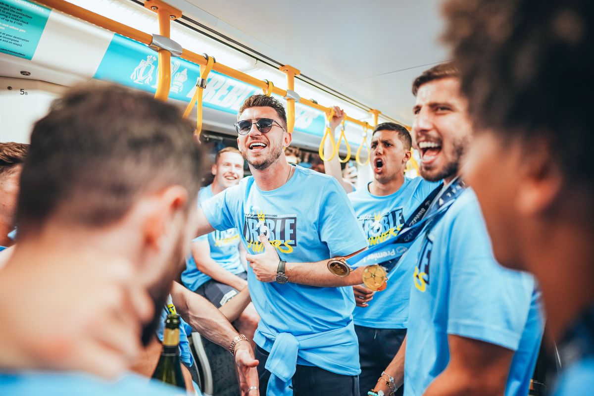 I-a antrenat pe Man și Mihăilă, acum a preluat o fostă campioană a Angliei