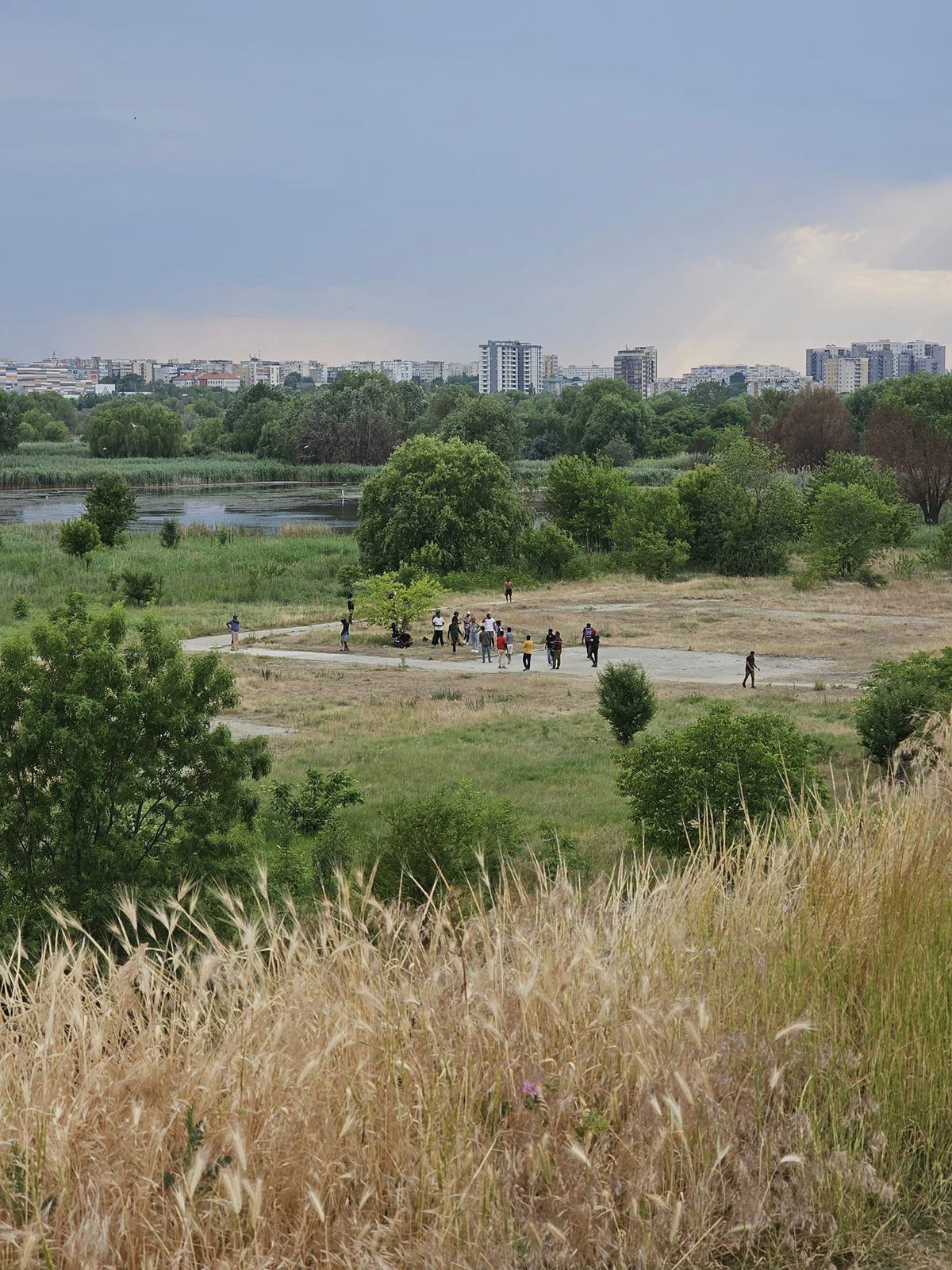 Cine sunt oamenii care practică un sport ce nu s-a văzut în România într-un loc care nu a existat până acum câțiva ani?