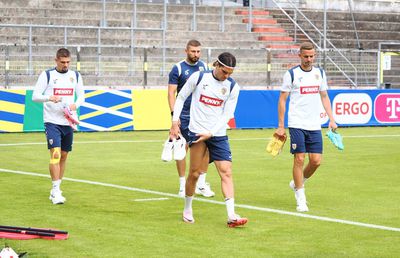 3 detalii de la antrenamentul naționalei de azi » Nărăvașul Târnovanu și cum s-au rezolvat problemele medicale din lot