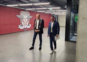 Îl provoacă pe Viorel Moldovan: „Dacă nu face asta, înseamnă că e pe post de mobilă în livingul domnului Şucu!”
