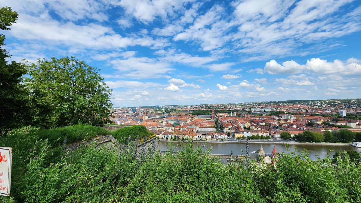 Cum arată Wurzburg, orașul în care România se pregătește pentru EURO 2024