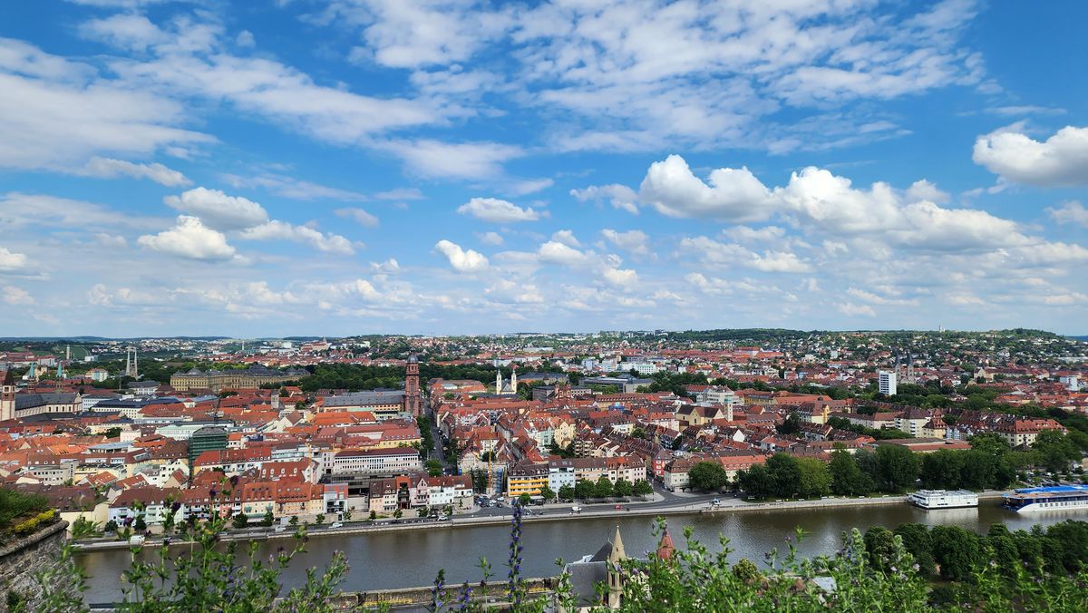 Cum arată Wurzburg, orașul în care România se pregătește pentru EURO 2024